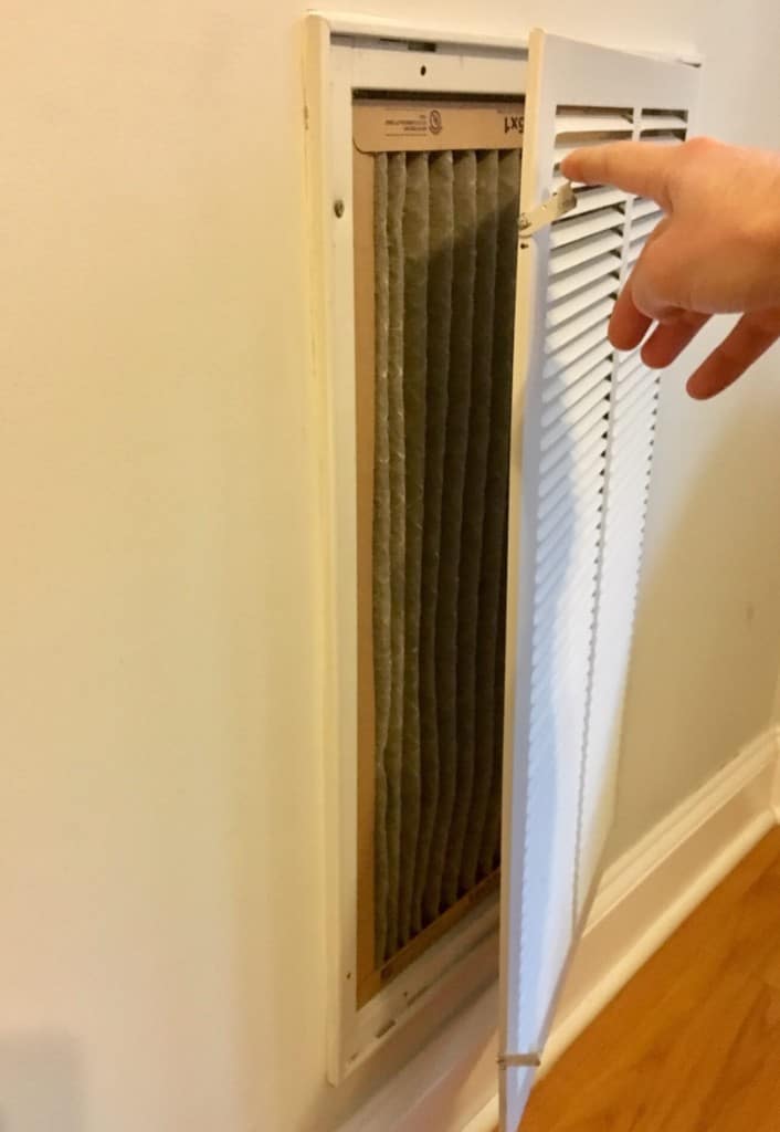 How to replace air filter