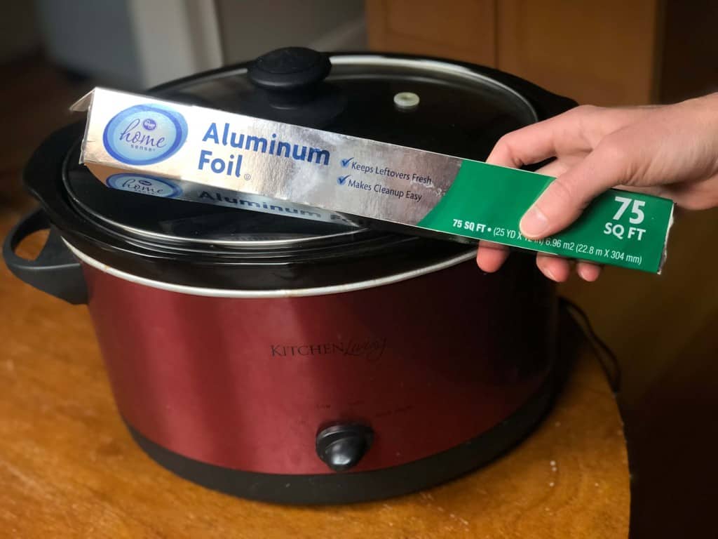 Can you put aluminum foil in a crock pot