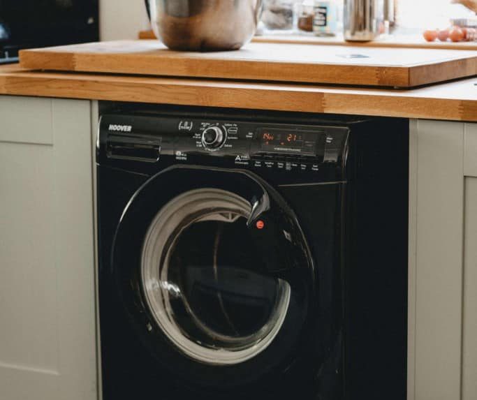 Can you put a microwave on top of a laundry machine