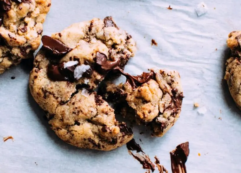 Can you bake cookies in a toaster oven