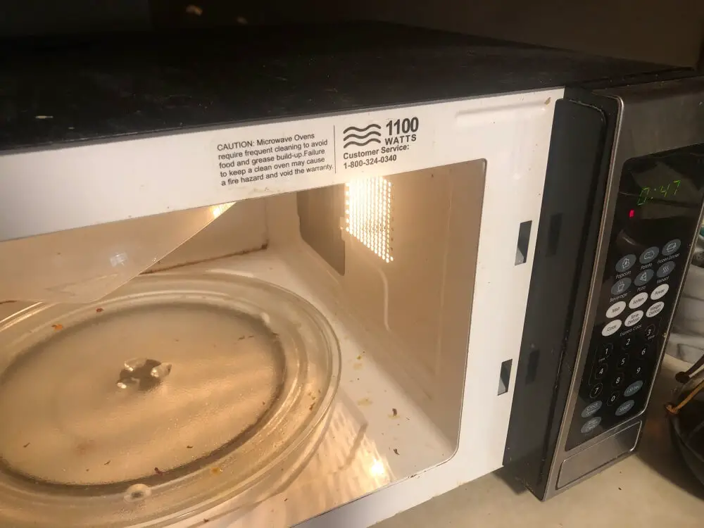 how much energy does a microwave use
